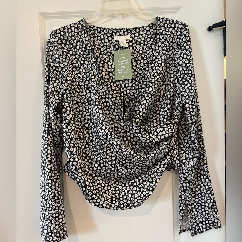 H&M Black and White Floral Blouse